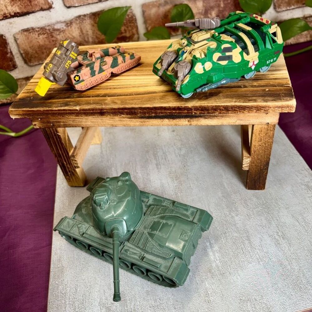 Lot of 3 Plastic Tanks, Used